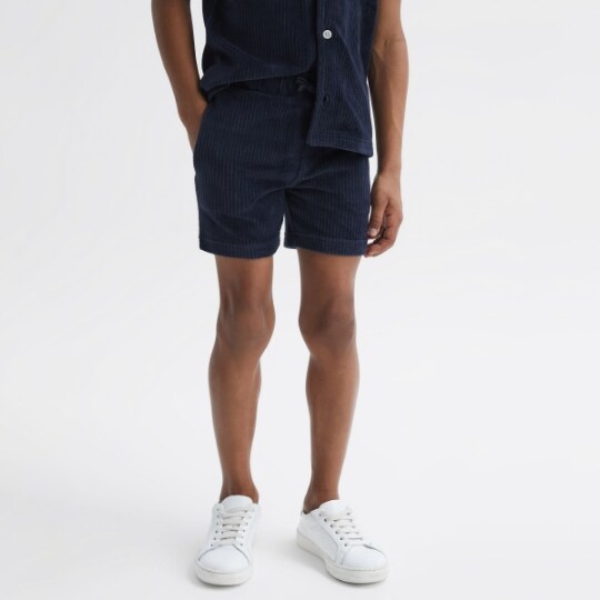 OUTLET SHORTS